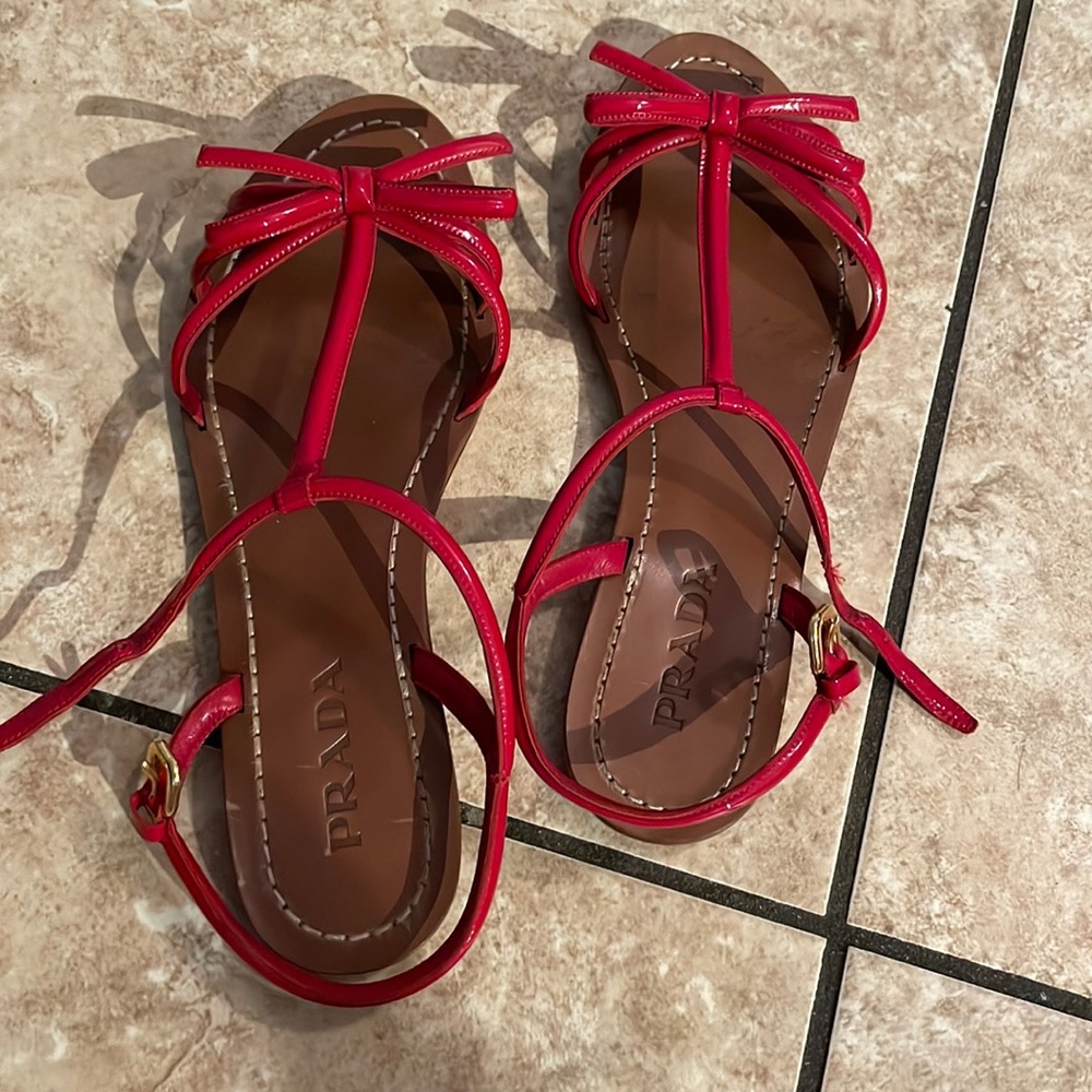 Prada Red Sandal size 39, 8.5
